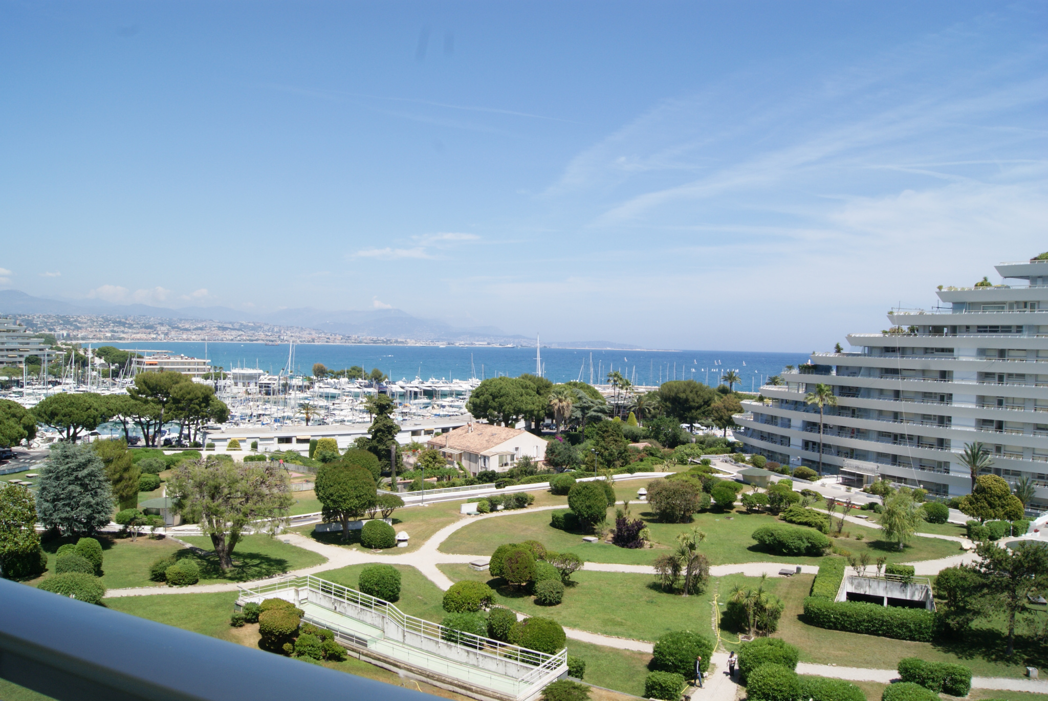vente Beau studio en vente à Marina Baie des Anges Immobilière Pelou